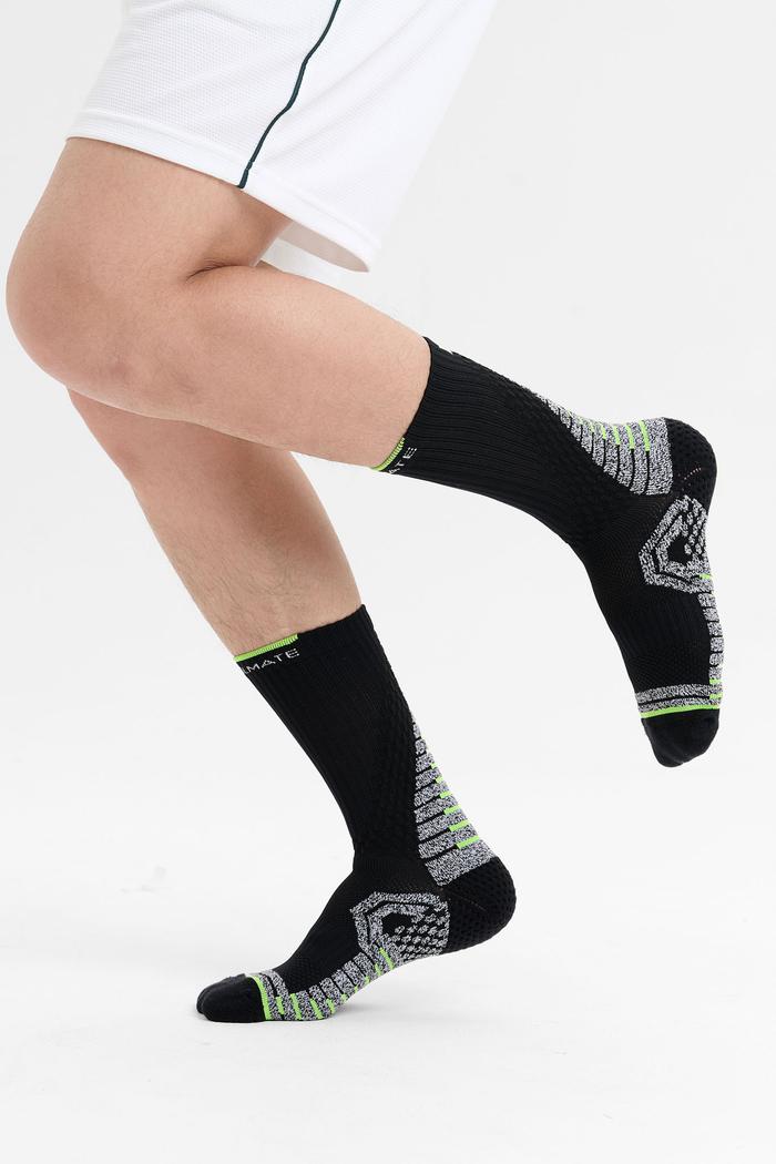 Tất thể thao cổ trung Striker Sport - undefined