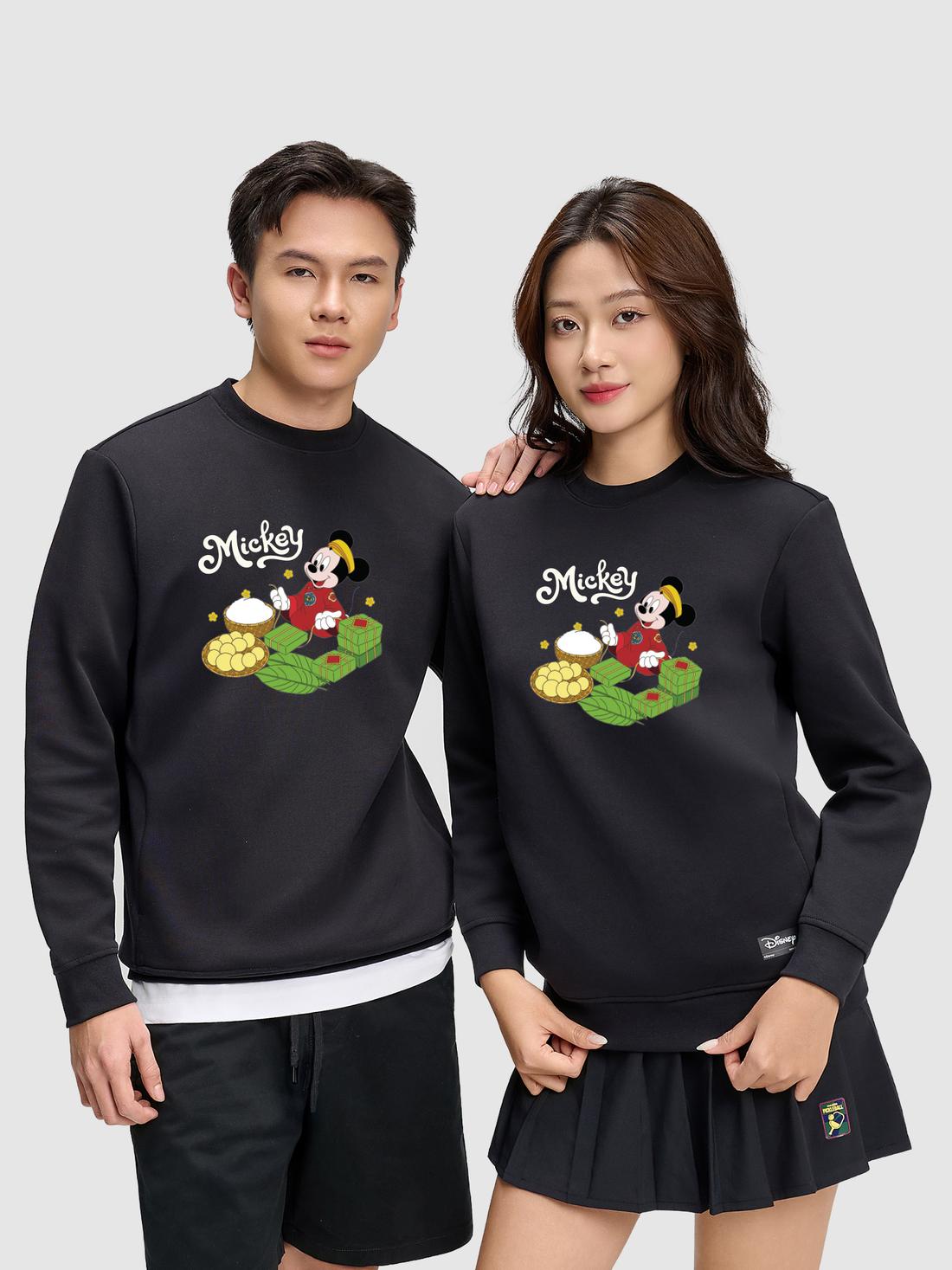 Áo nỉ Sweatshirt Mickey nấu Bánh Chưng - undefined
