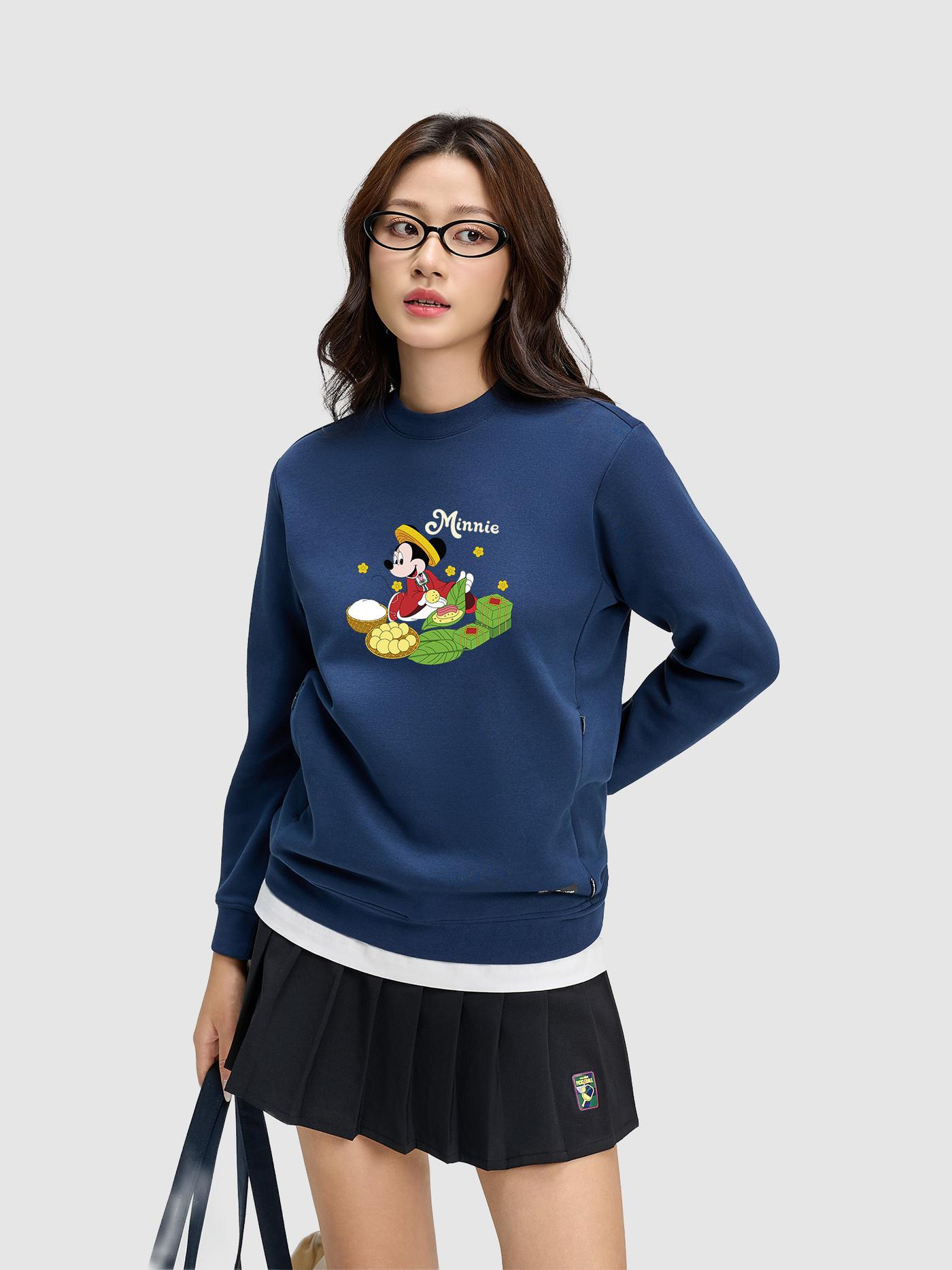 Áo nỉ Sweatshirt Minnie nấu Bánh Chưng - undefined