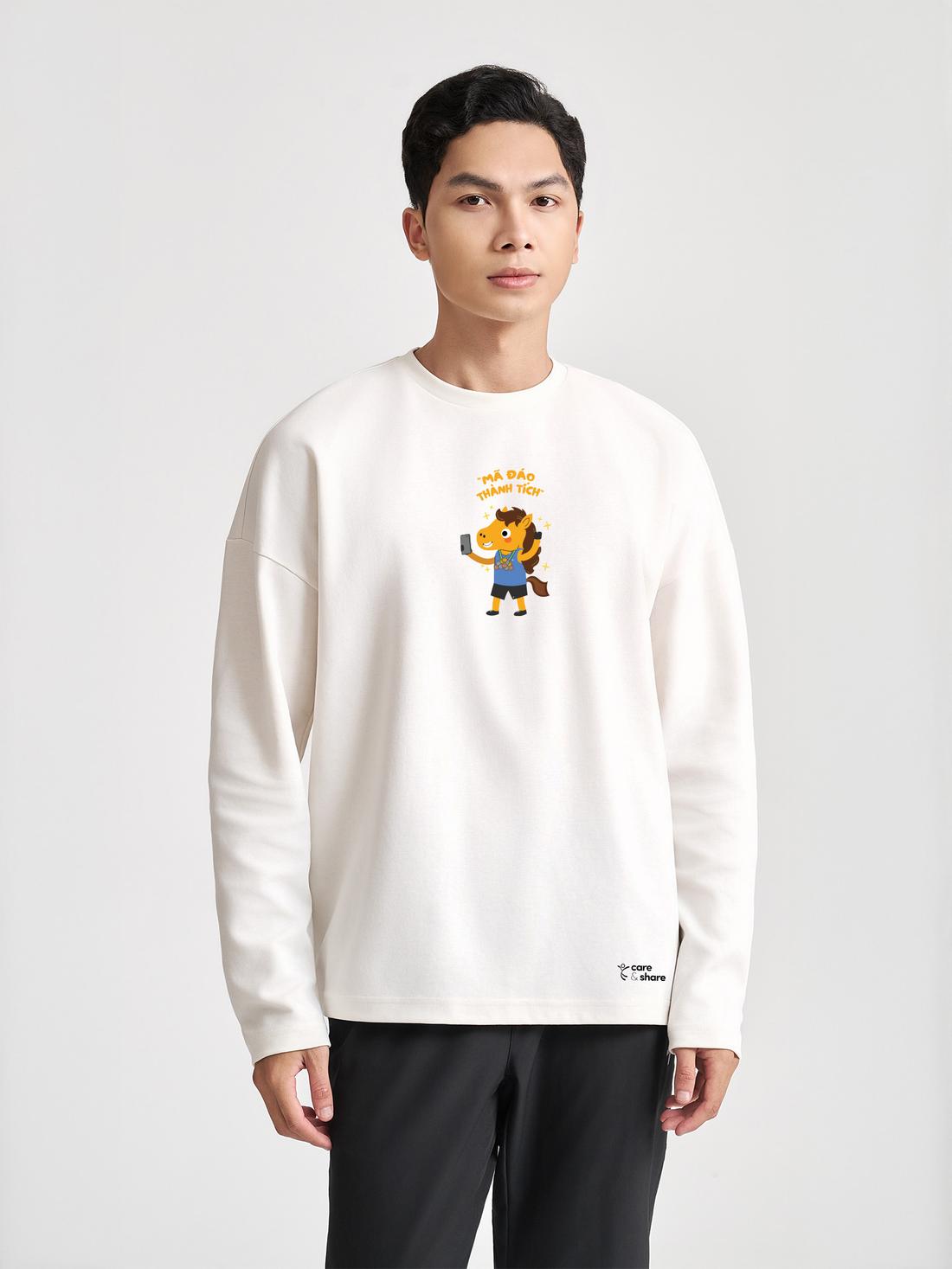 Áo dài tay Care & Share - Áo mới mùa đông - Mã đáo thành tích - undefined