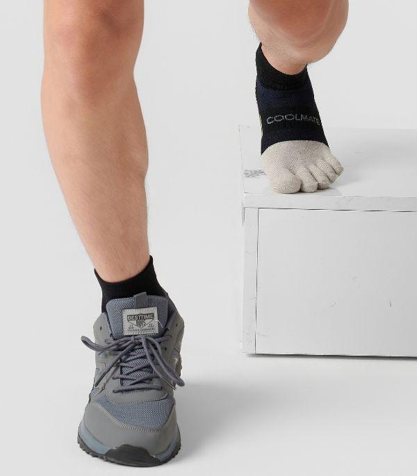 Thiết kế tất 5 ngón