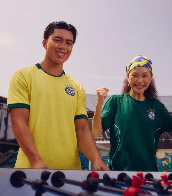 Tôn vinh tình yêu bóng đá