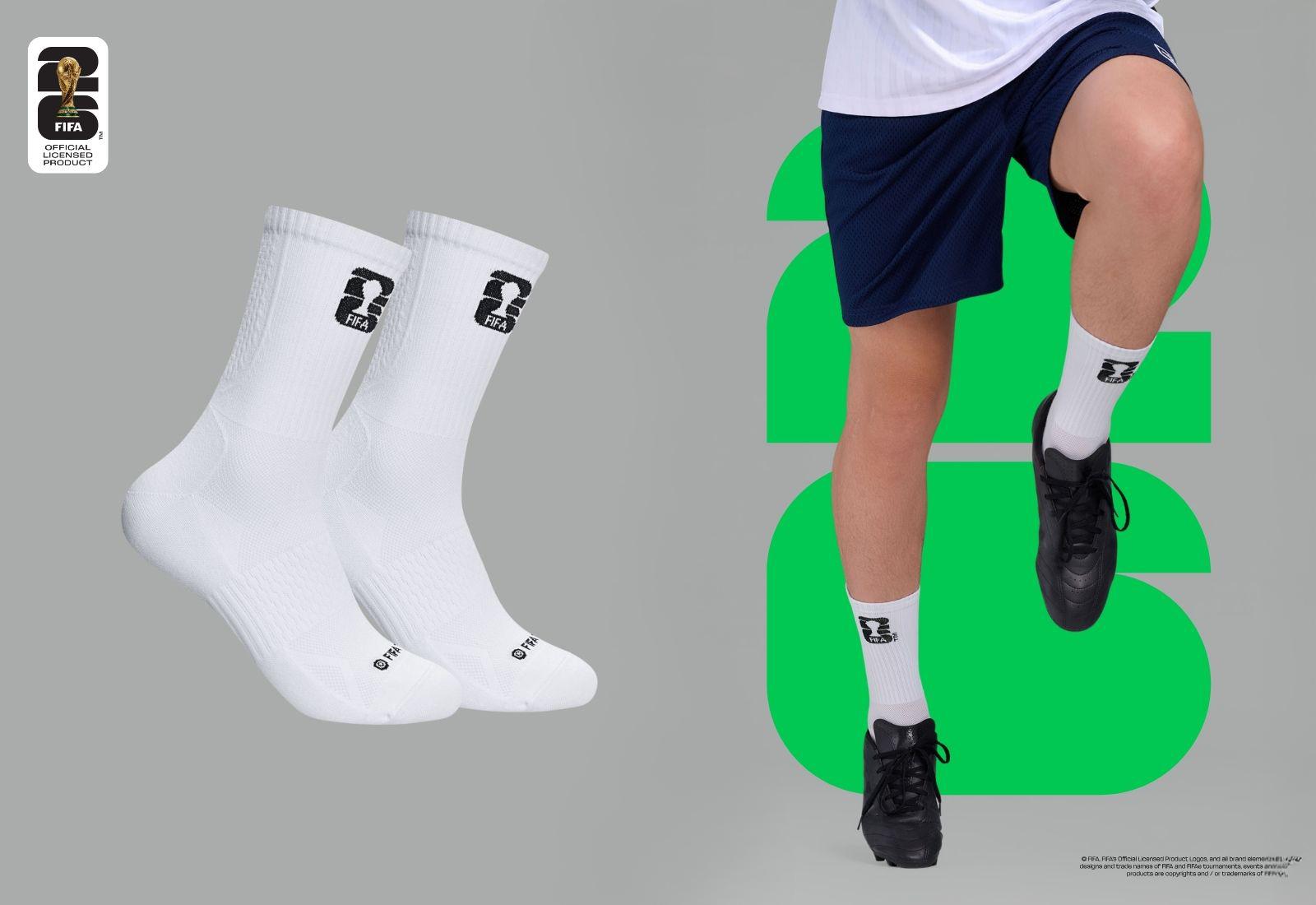 Tất Cổ Trung Logo World Cup