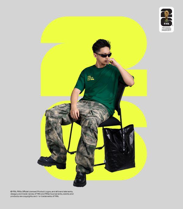 Tôn vinh tình yêu bóng đá