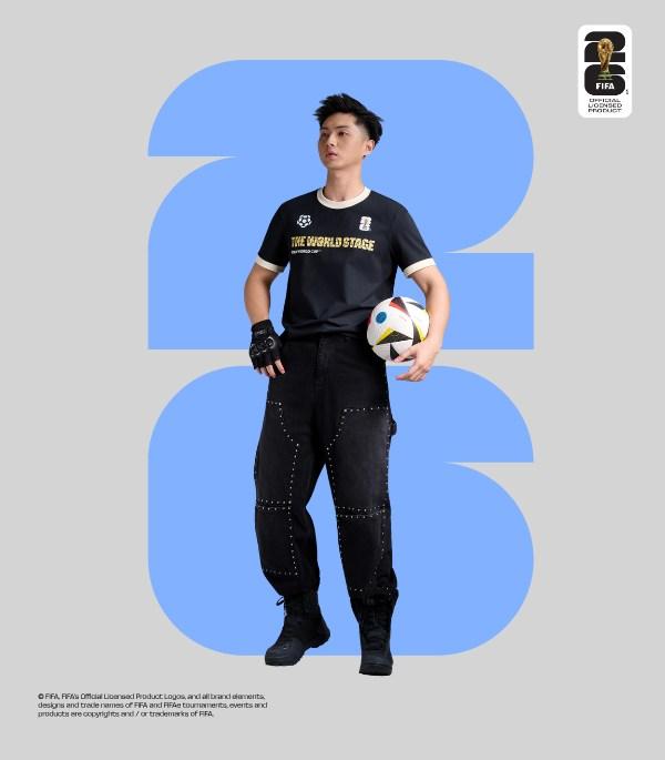 Tôn vinh tình yêu bóng đá