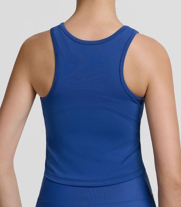 Lưng racerback thoáng khí