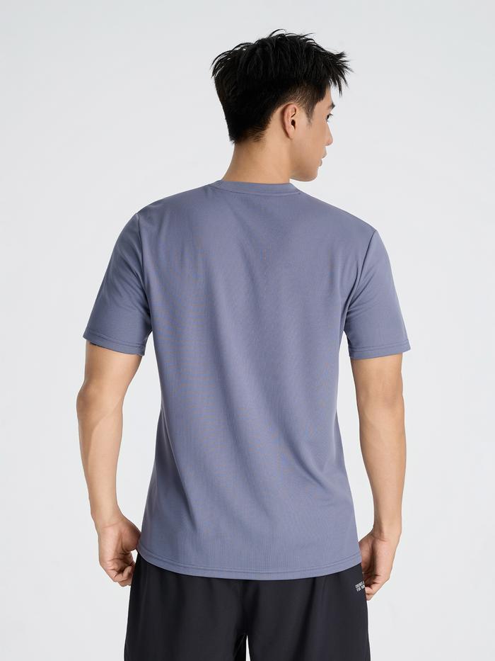 Áo thun thể thao thoáng khí Essentials - undefined
