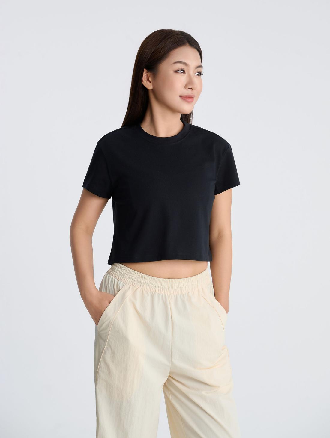 Áo Croptop nữ Cotton Poly - undefined
