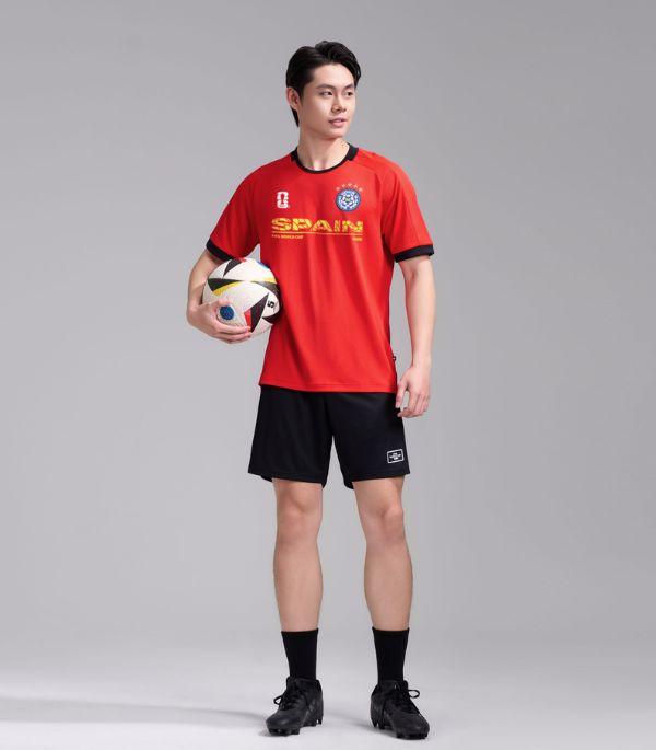 Form thể thao gọn nhẹ