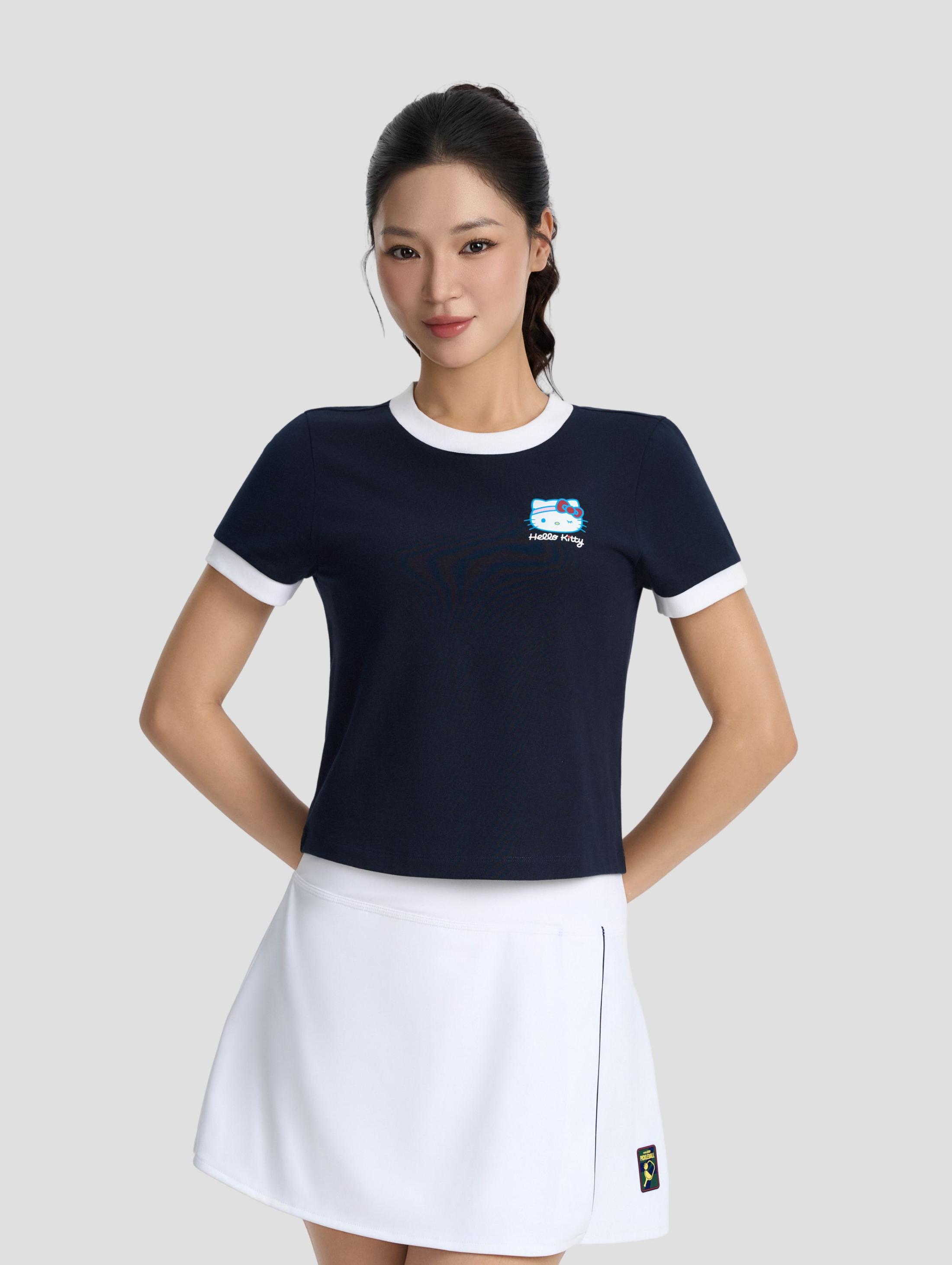 Áo thun cotton Slim Fit phối bo viền Kitty is Winking - undefined