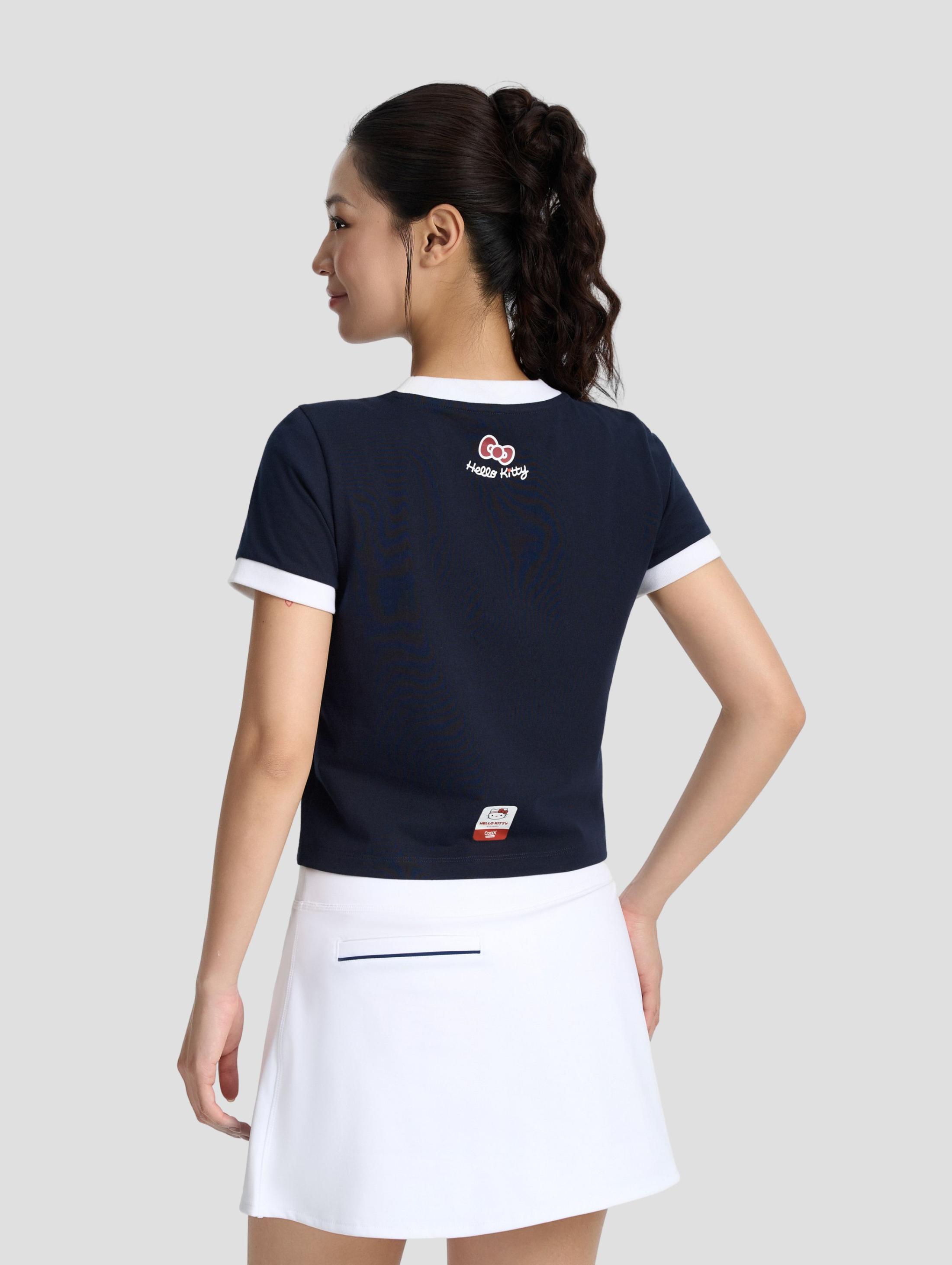 Áo thun cotton Slim Fit phối bo viền Kitty is Winking - undefined