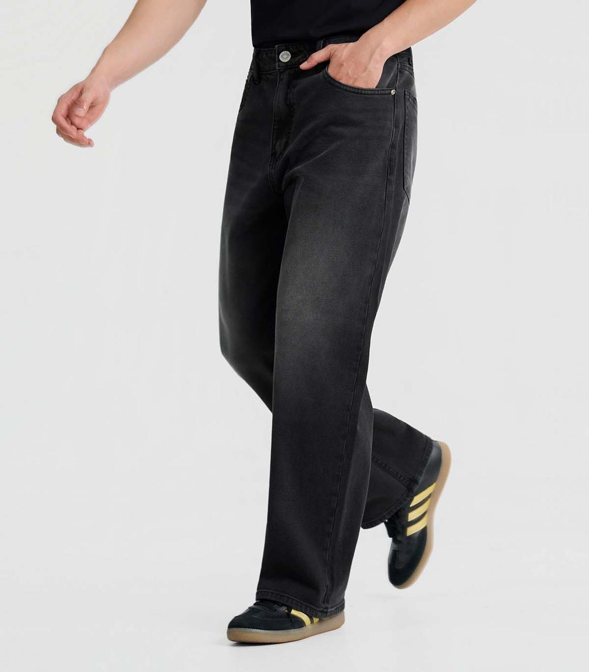Phom Relaxed Straight