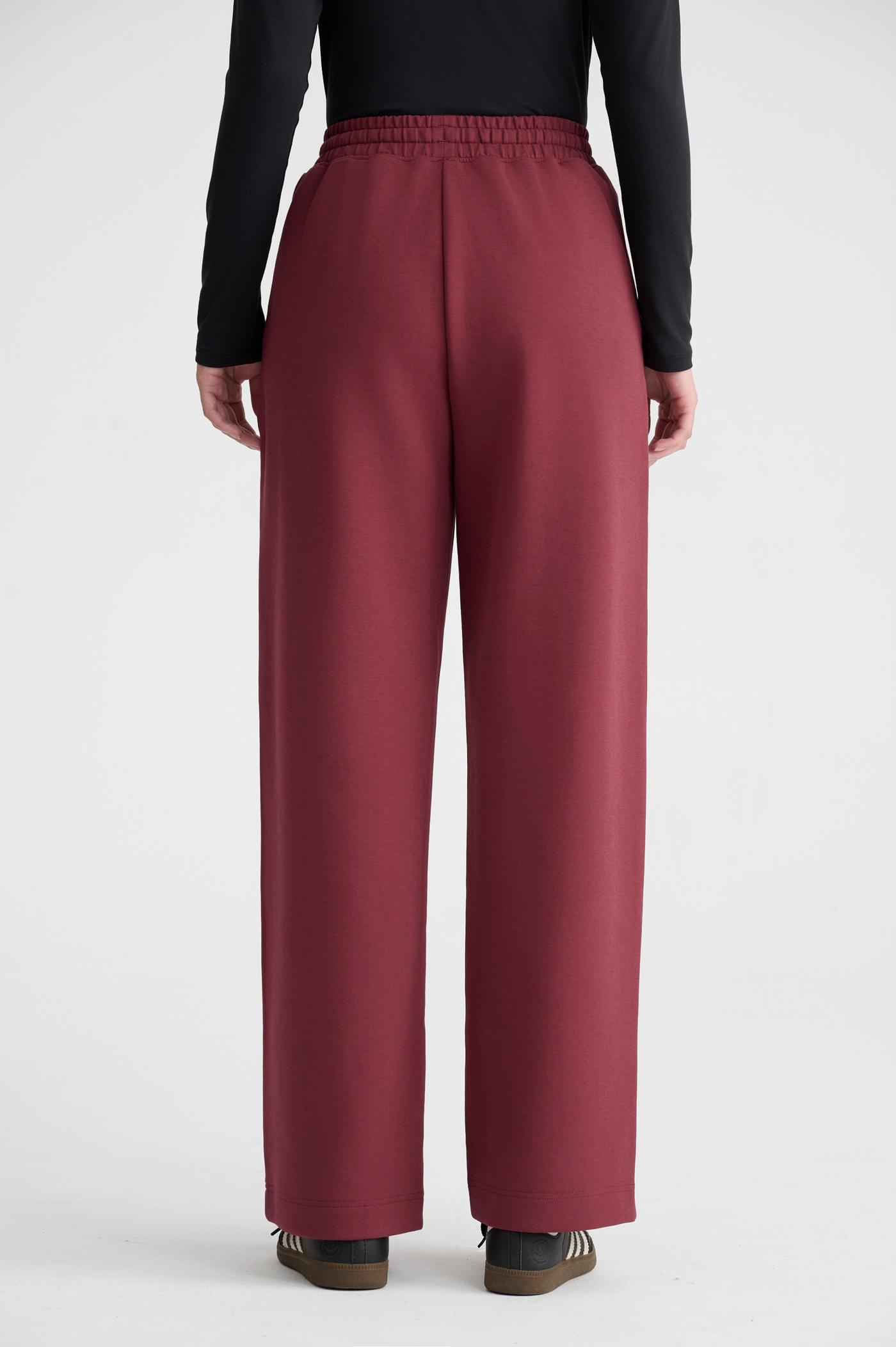 Quần dài thể thao nữ Studio Pants - undefined
