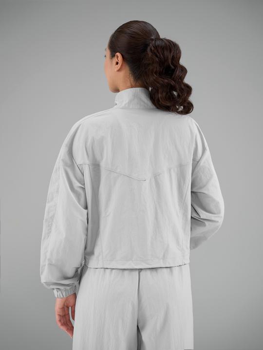 Áo khoác nữ Track Jacket Windbreaker khoá kéo - undefined