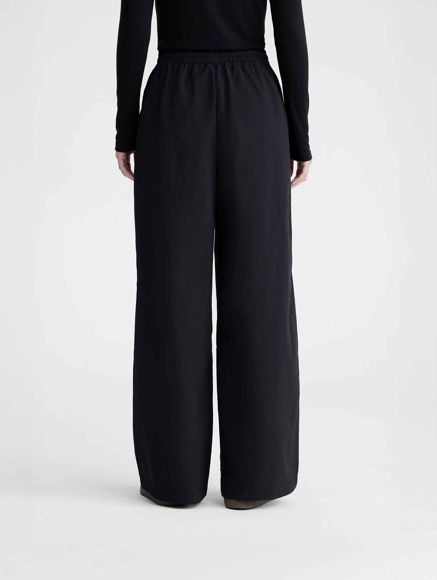 Quần dài nữ Track Pants Windbreaker - undefined