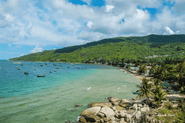 Bãi Ngự - nơi từng được vua Gia Long ghé thăm