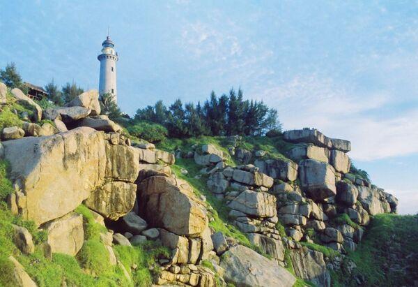 Hải đăng Nam Du - ngọn hải đăng cao nhất Việt Nam