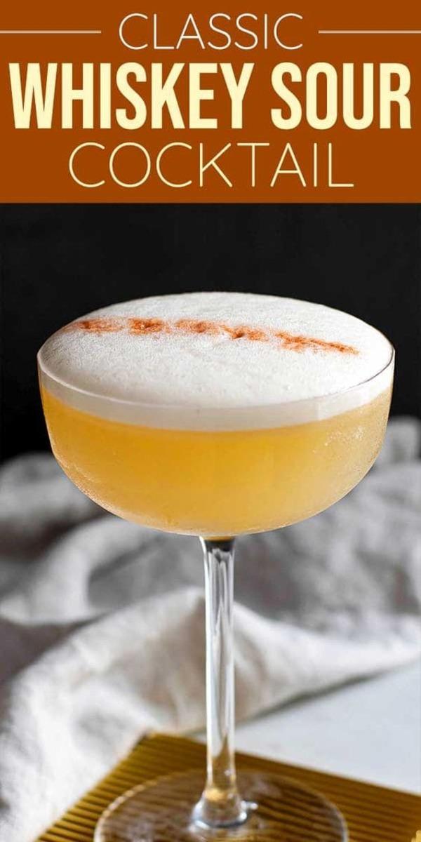 Cách pha Cocktail từ rượu Whisky Sour mát lạnh 