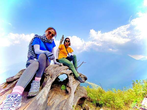 Mua bảo hiểm du lịch khi đi trekking