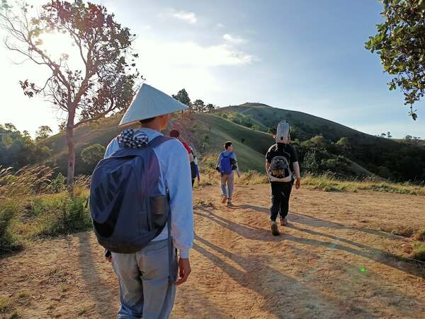 Điểm khác nhau giữa trekking và hiking là gì? (Ảnh: No Huynh)