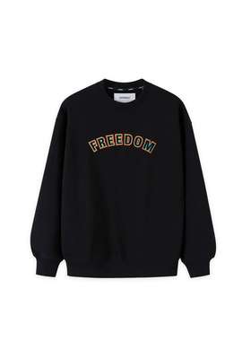 Product side /image/April2023/Ao_Ni_oversize_84RISING_-_FREEDOM_LOGO_CALIGRAPHYshadow.jpg