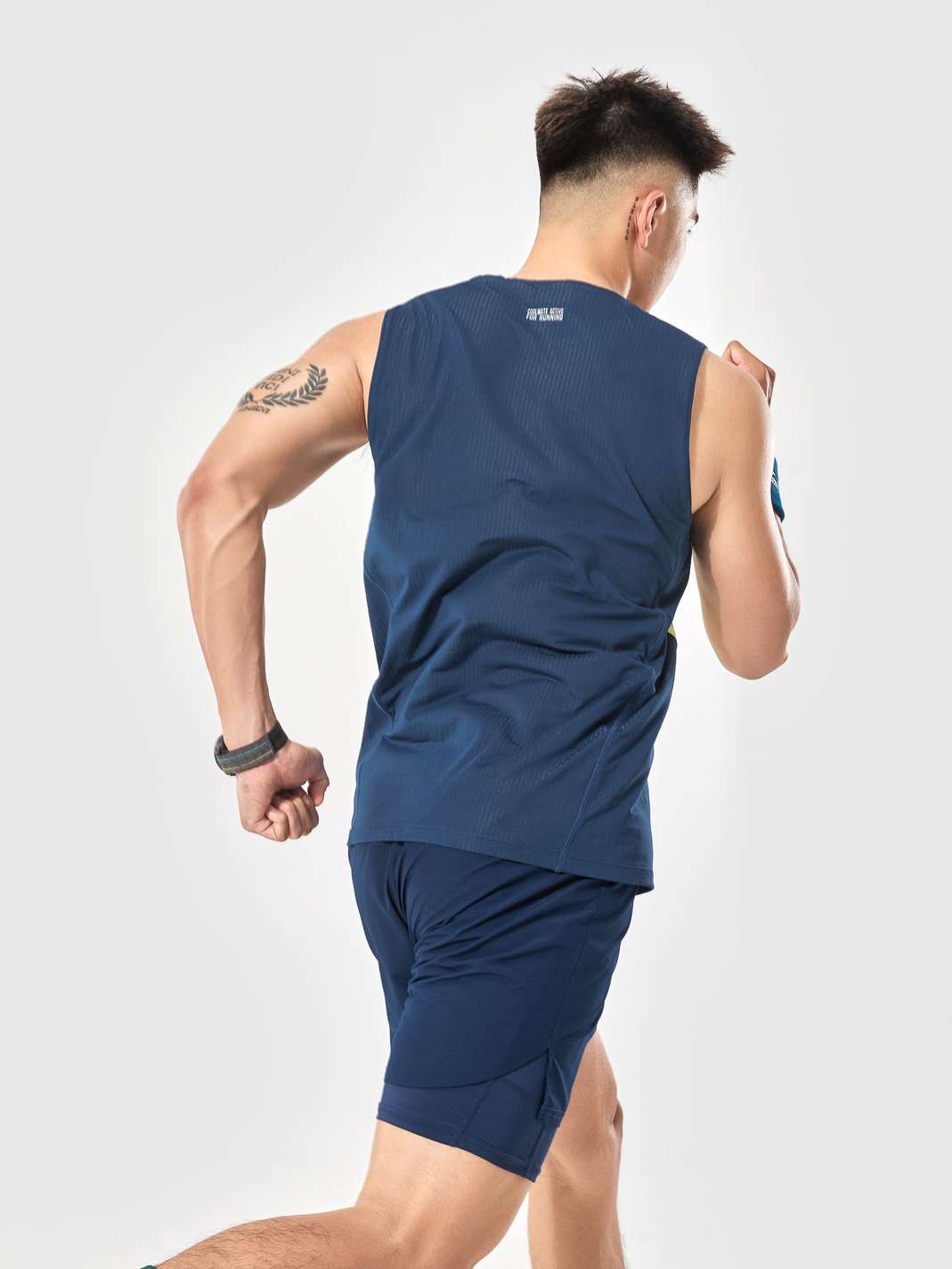 Áo Singlet chạy bộ Advanced Vent Tech Graphic Pixel - undefined
