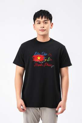 Product side /image/April2025/ao-thun-relaxed-fit-in-doc-lap-tu-do-hanh-phuc-4-123-den-1_2.jpg