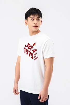 Product side /image/April2025/ao-thun-relaxed-fit-in-ngay-giai-phong-1.10-trang.jpg