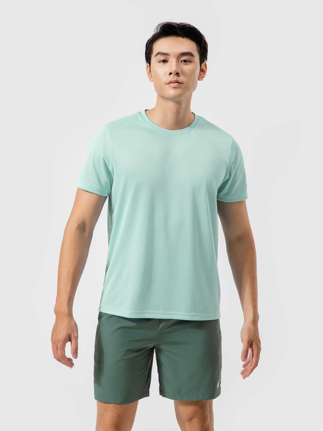 Product Image /image/August2024/Ao_Thun_Nam_The_Thao_Coolmate_Basics_-_Xanh_Bac_Ha_7_(2).jpg