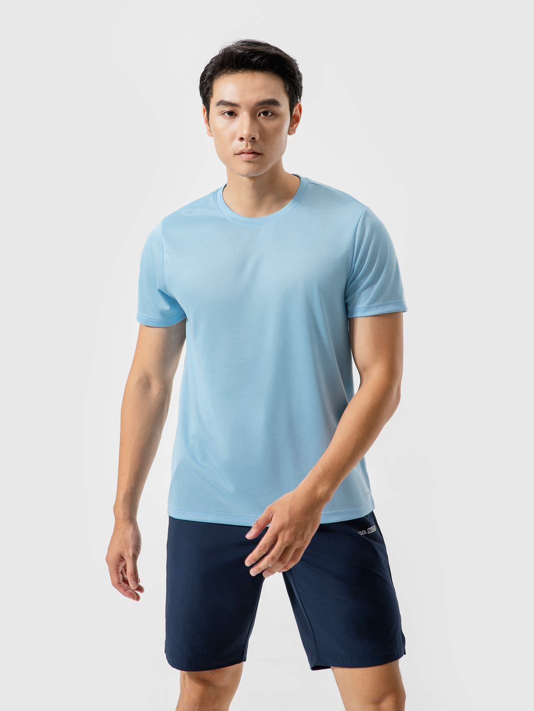 Product Image /image/August2024/Ao_Thun_Nam_The_Thao_Coolmate_Basics_-_Xanh_Da_Troi_8_(4).jpg