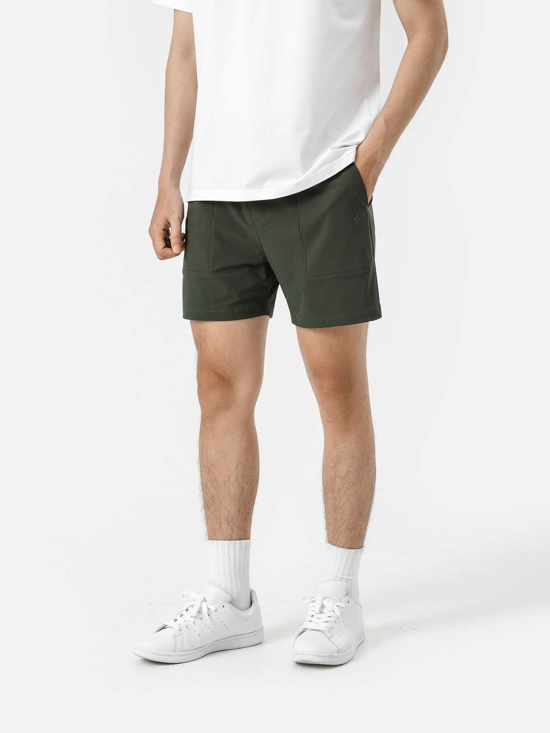 Product Image /image/August2024/ShortECC_Xanh_La_Dam_1.jpg