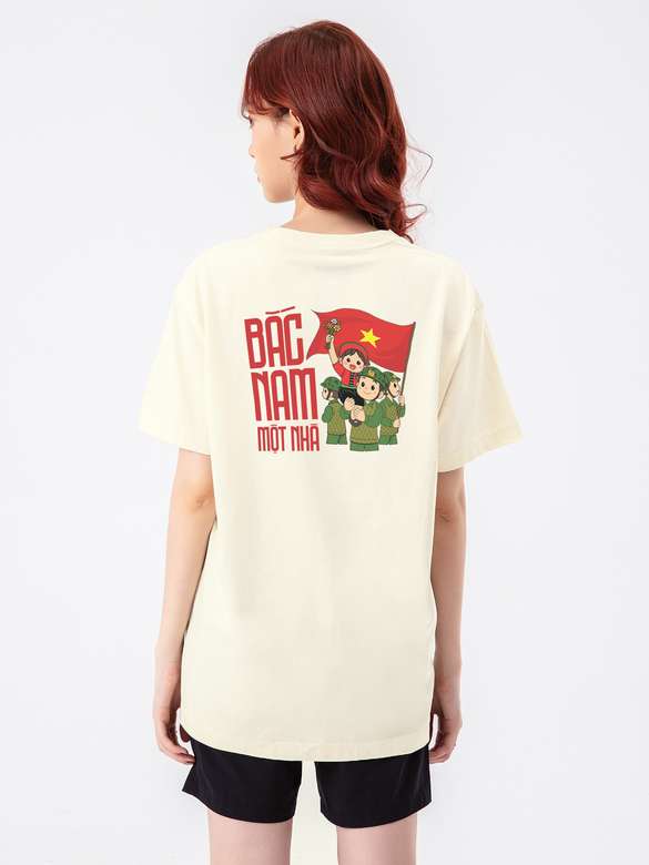 Áo thun Relaxed Fit Em Bé Điện Biên - undefined