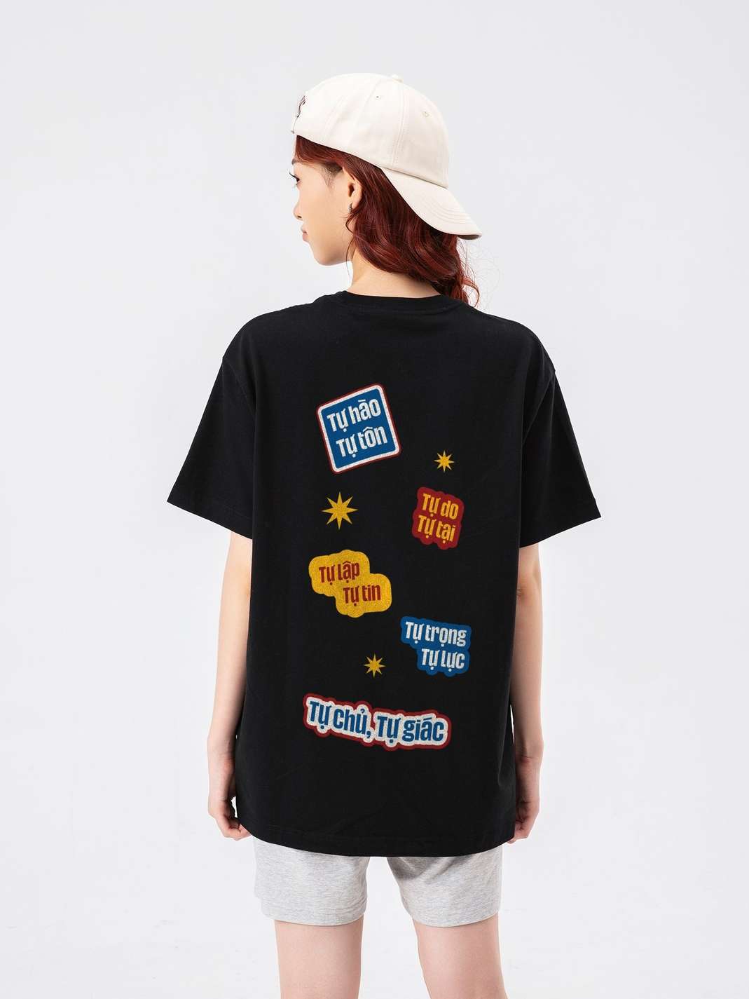 Áo thun Relaxed Fit Liên Khúc Chữ Tee - undefined