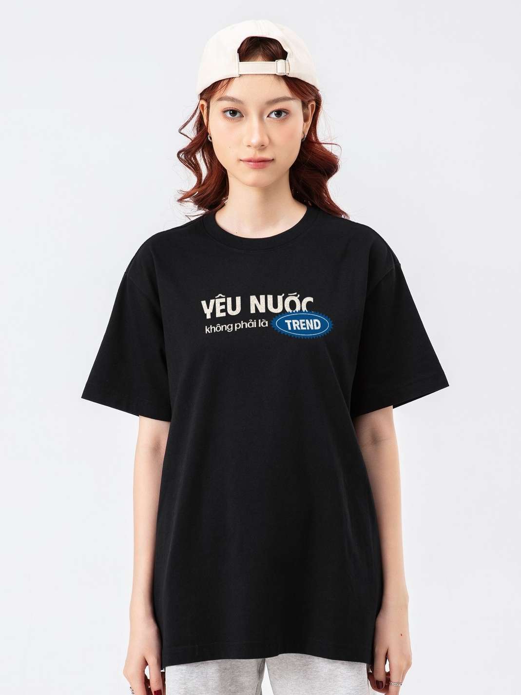 Áo thun Relaxed Fit Yêu Nước Trong Gen - undefined