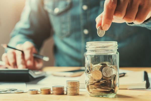 Quy tắc 50/30/20 là một phương pháp bạn có thể áp dụng trong việc quản lý chi tiêu hàng ngày