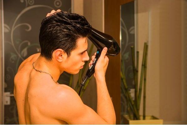 sấy lạnh để bảo vệ tóc nhé