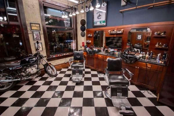 Manner Barber Cù Chính Lan