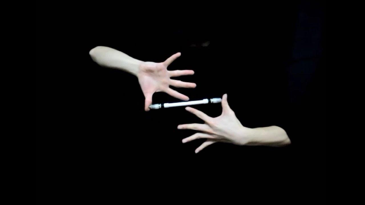 Cách quay bút TikTok: Kỹ thuật Thumbaround