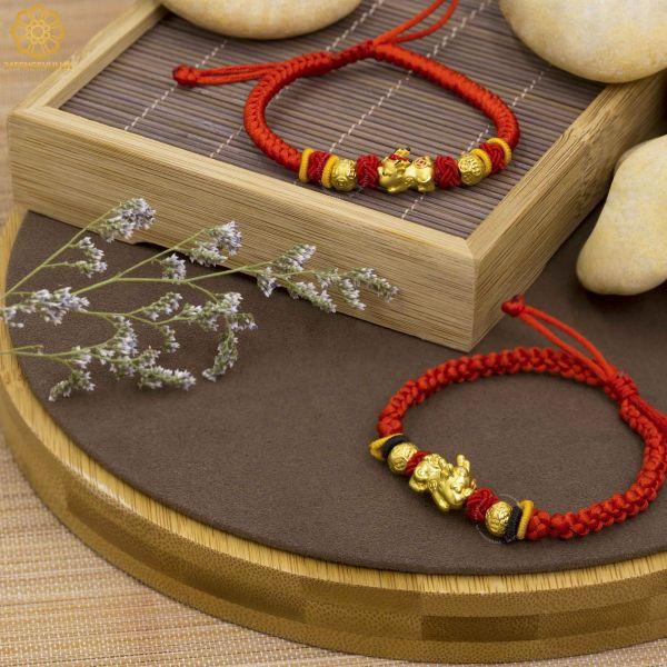 Đeo vòng phong thủy bên trái là tốt nhất