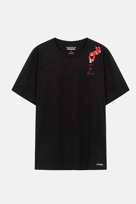 Áo thun Cotton Compact Care & Share phiên bản Xmas Days - in vai trái - undefined