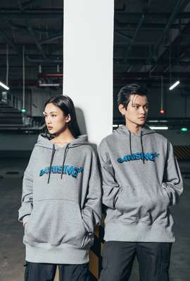 Product side /image/December2022/hoodie-oversize-84RISING-LOGO-TYPOGRAPHY-8.jpg