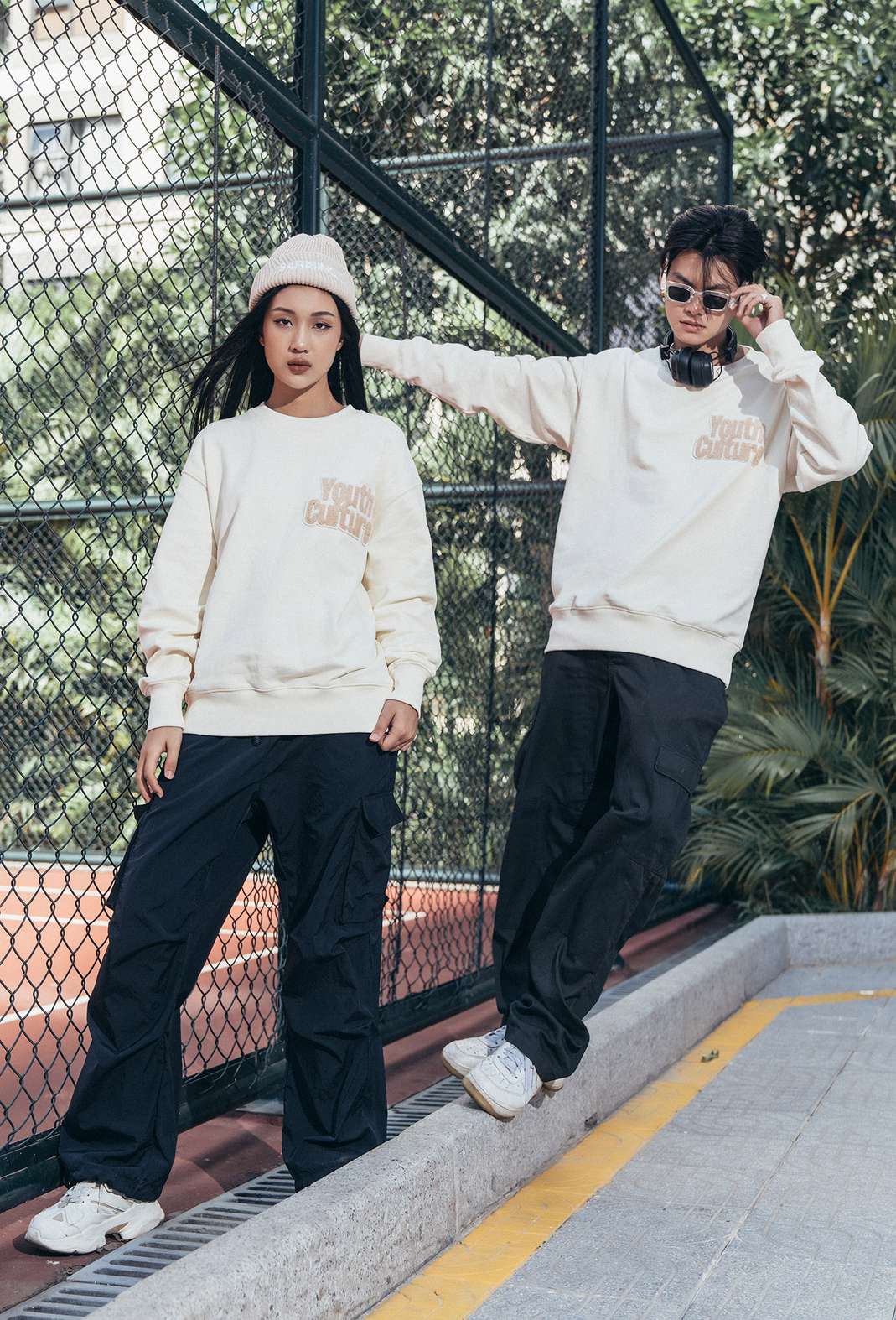 Product Image /image/December2022/sweater-youth-culture-16.jpg