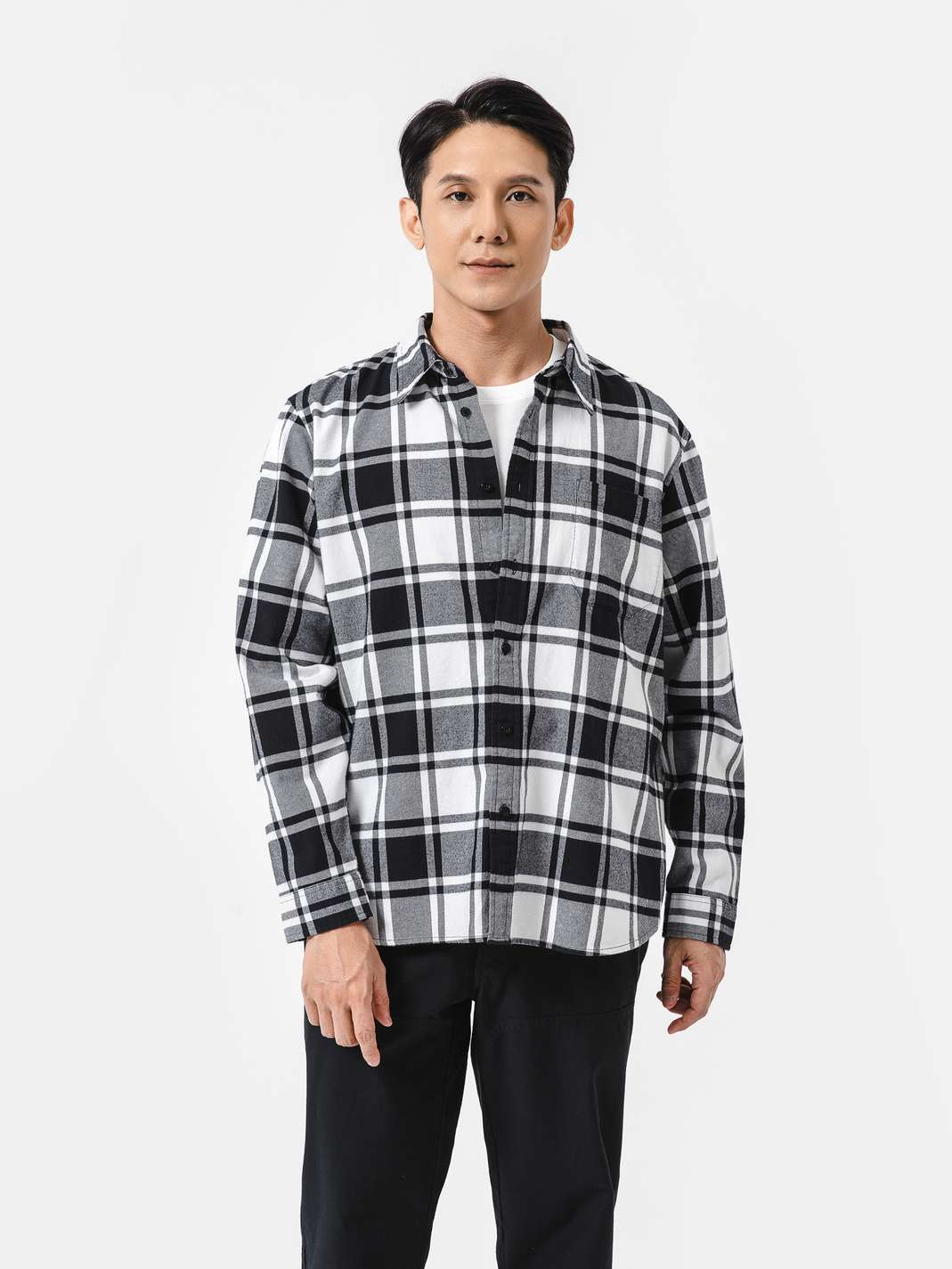 Product Image /image/December2024/24CMCW.SM011_-_Den_Trang_10.JPG