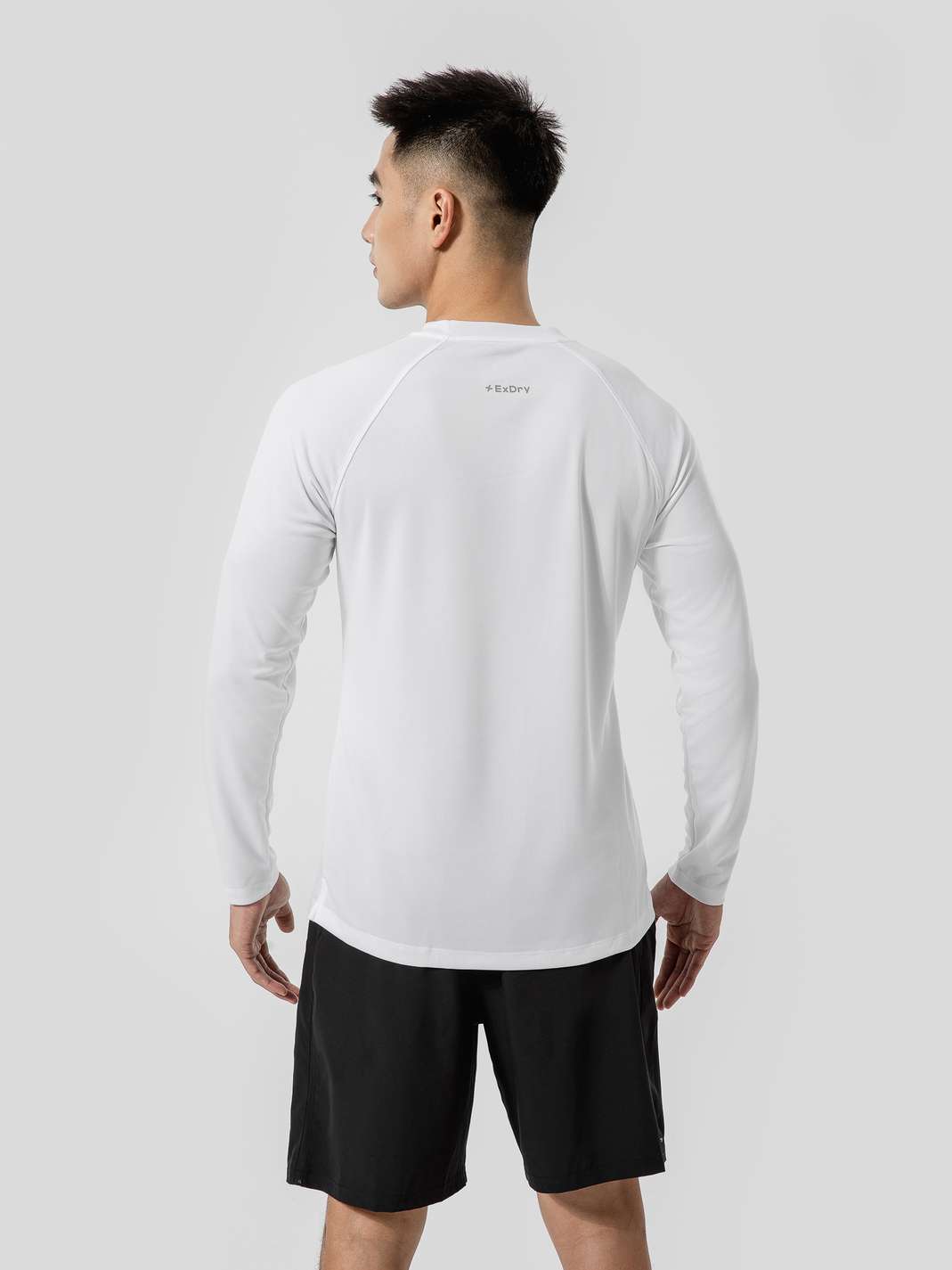 Product Image /image/December2024/ao-dai-tay-the-thao-1699_(6).jpg