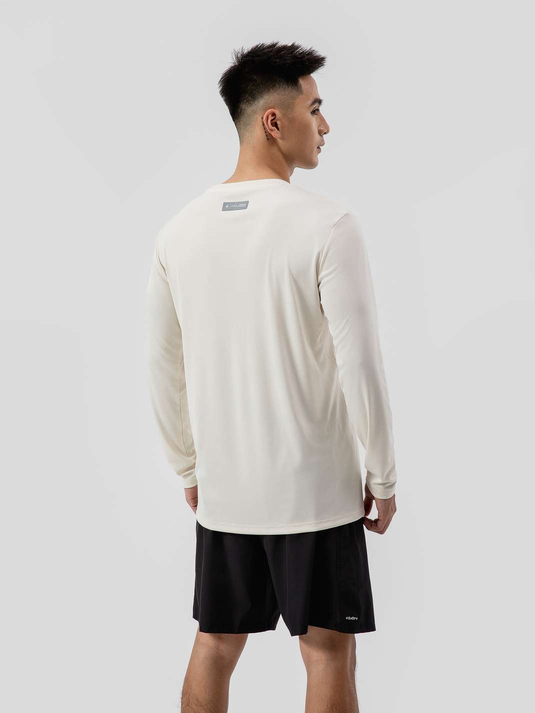 Áo Dài Tay Thể Thao Essentials - undefined