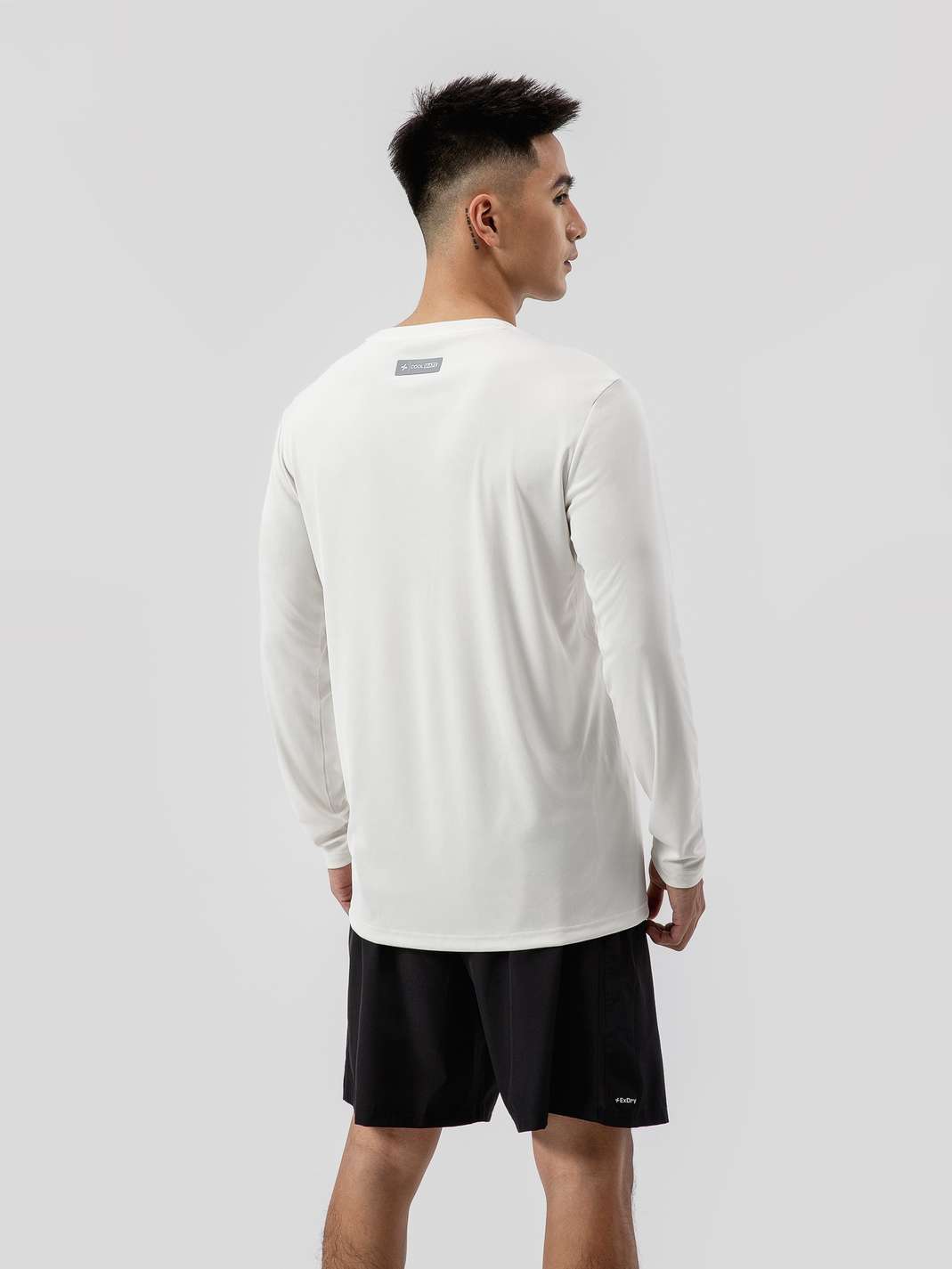 Áo Dài Tay Thể Thao Essentials - undefined