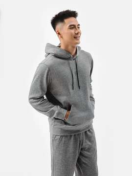Product side /image/December2024/ao-hoodie-essential-fleece_(3).jpg