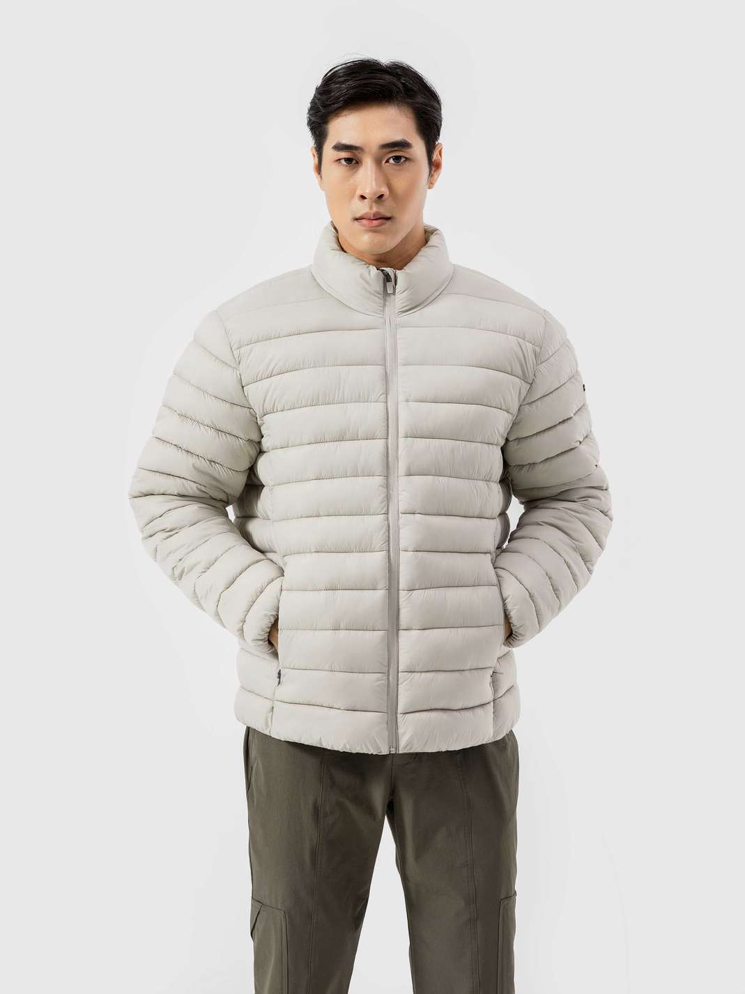 Product Image /image/December2024/ao-phao-nhe-ultrawarm-1.jpg