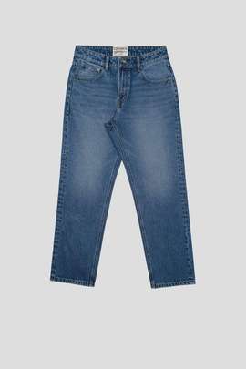 Product side /image/December2024/coolmate-x-copper-denim-quan-jeans-dang-straight-2.jpg