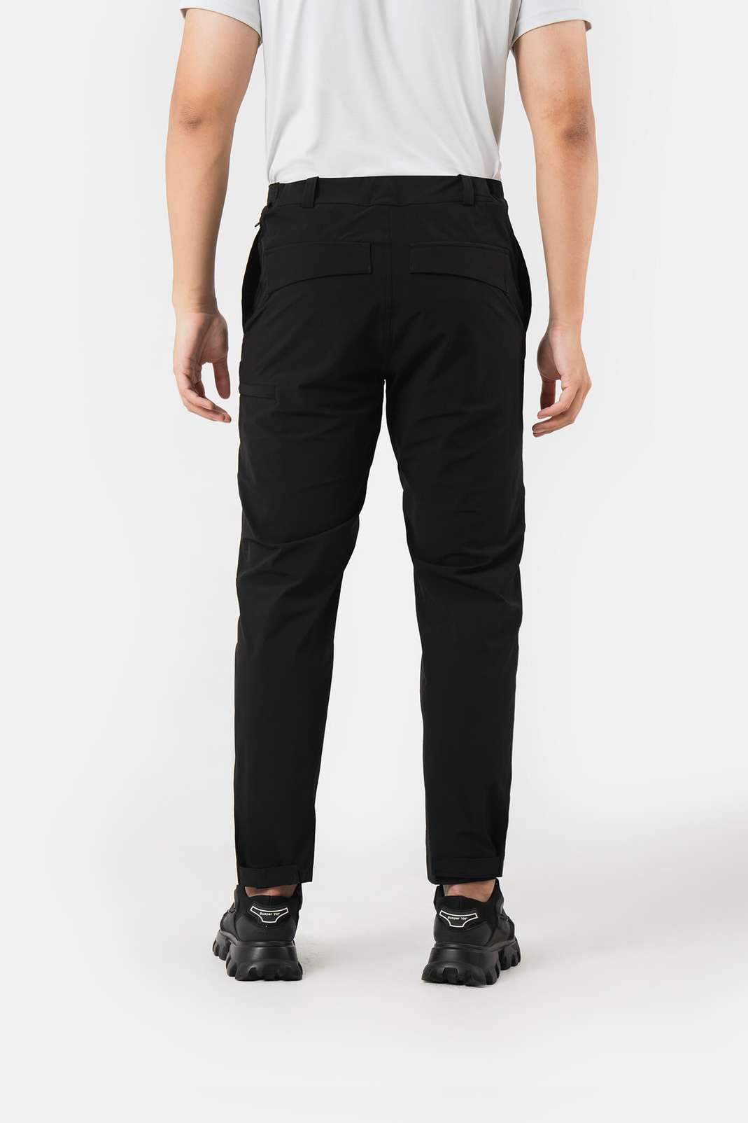 Product Image /image/December2024/quan-dai-nam-ut-pants-v2_(1).jpg
